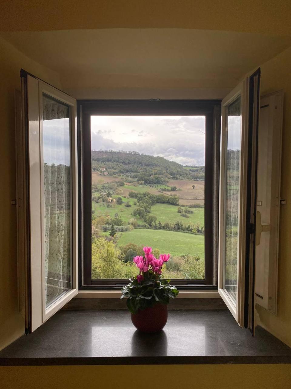 Casa Vacanze Il Geranio Celleno Exterior photo